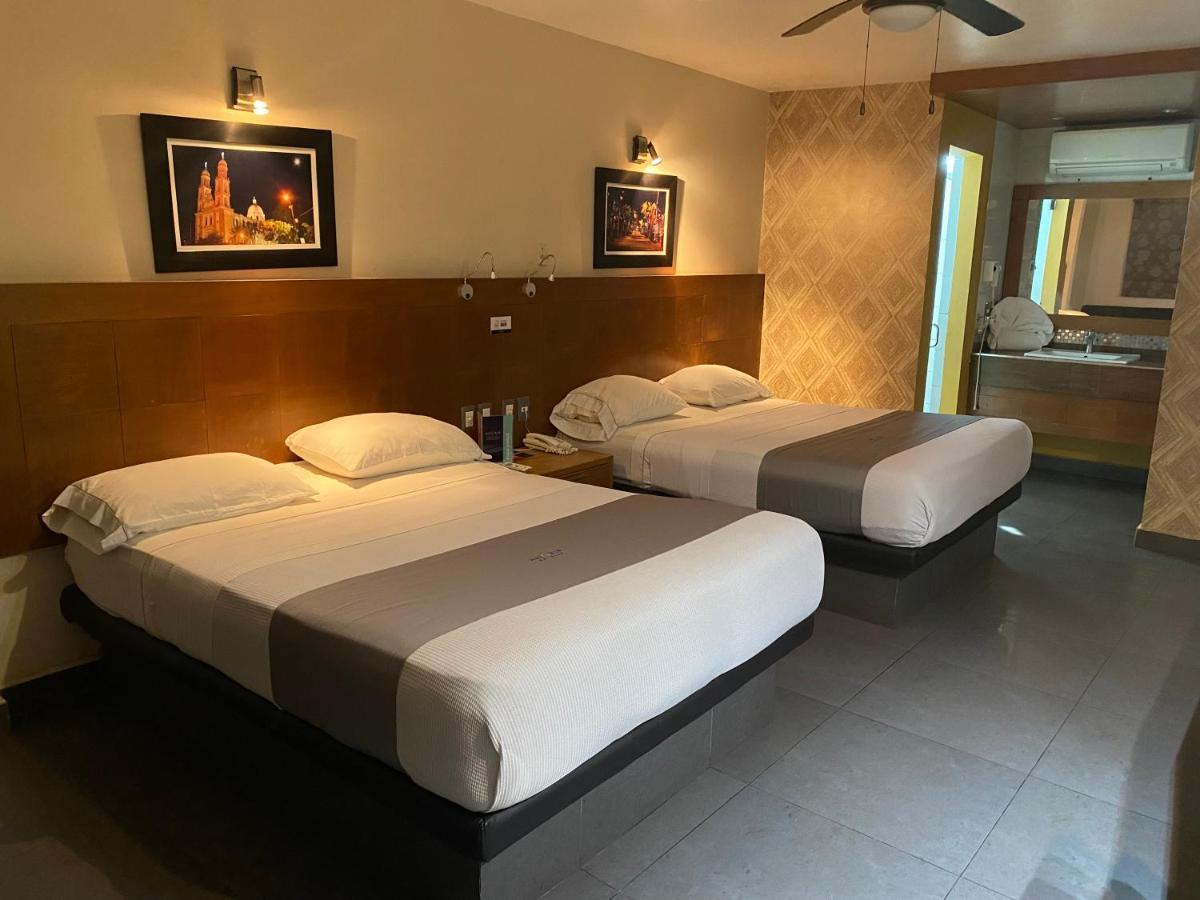 Hotel Maioris El Diez Culiacán Exteriör bild