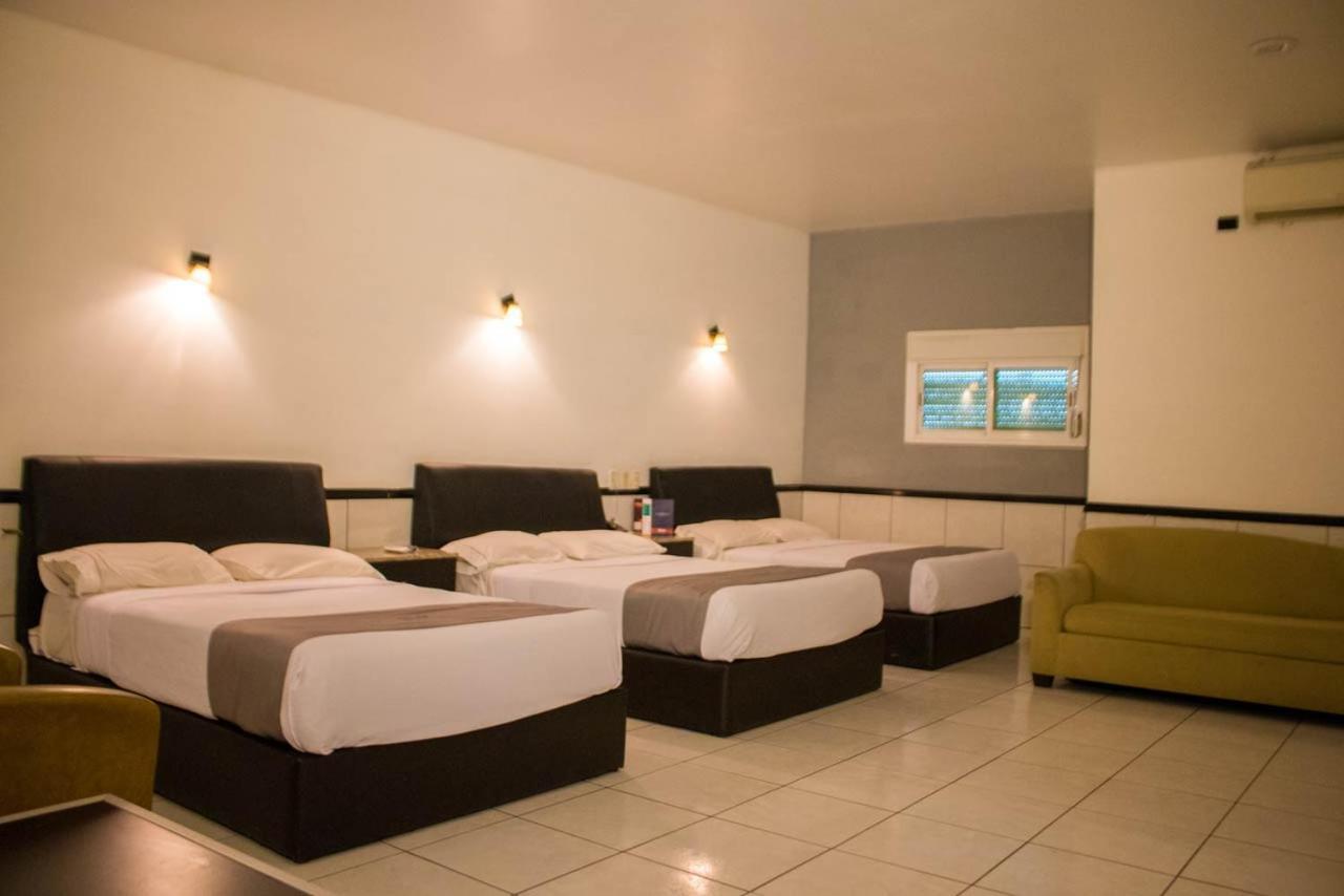 Hotel Maioris El Diez Culiacán Exteriör bild