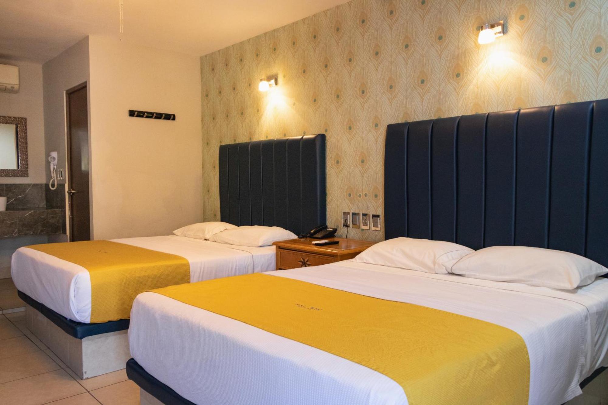 Hotel Maioris El Diez Culiacán Exteriör bild