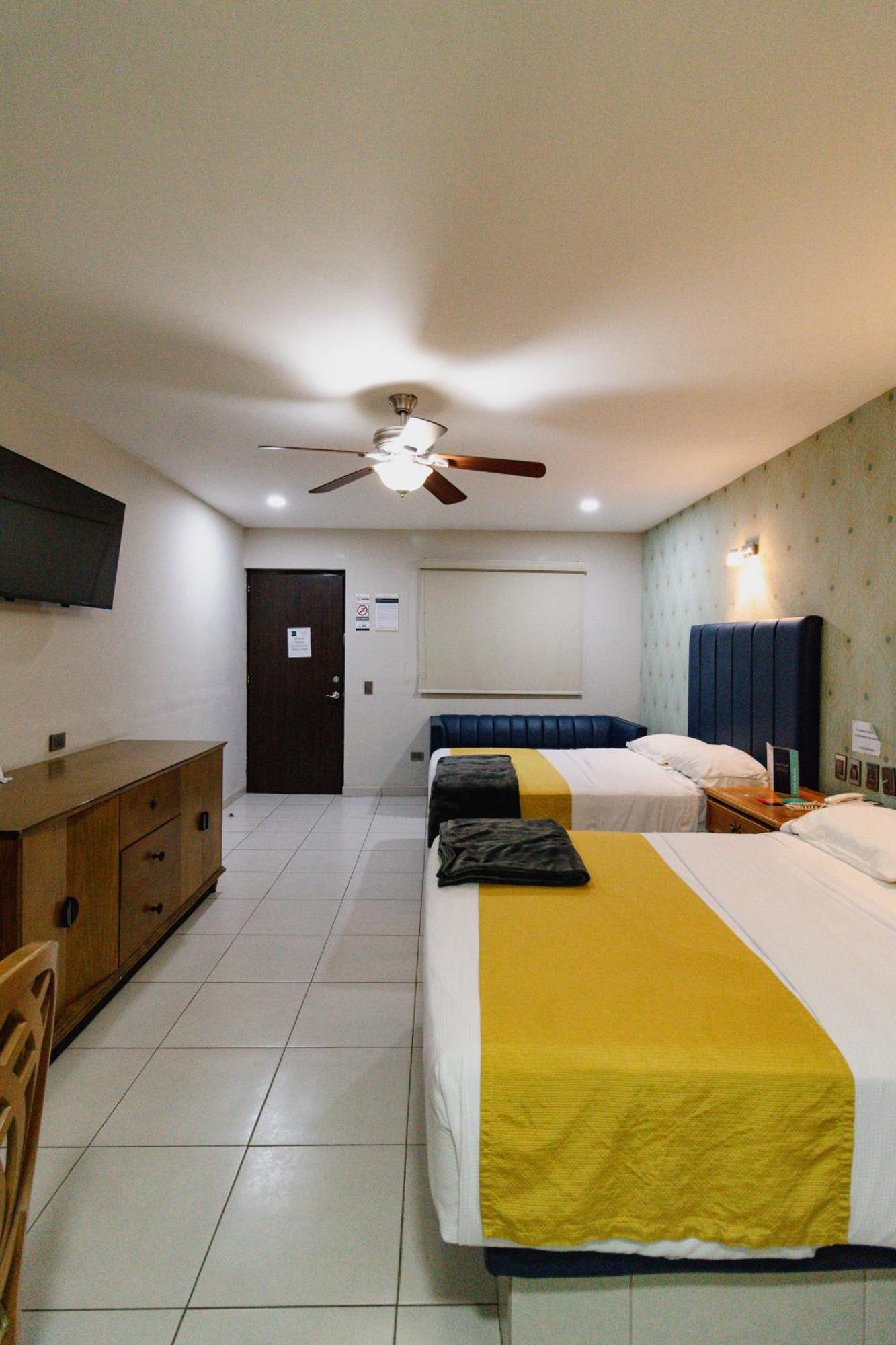 Hotel Maioris El Diez Culiacán Exteriör bild