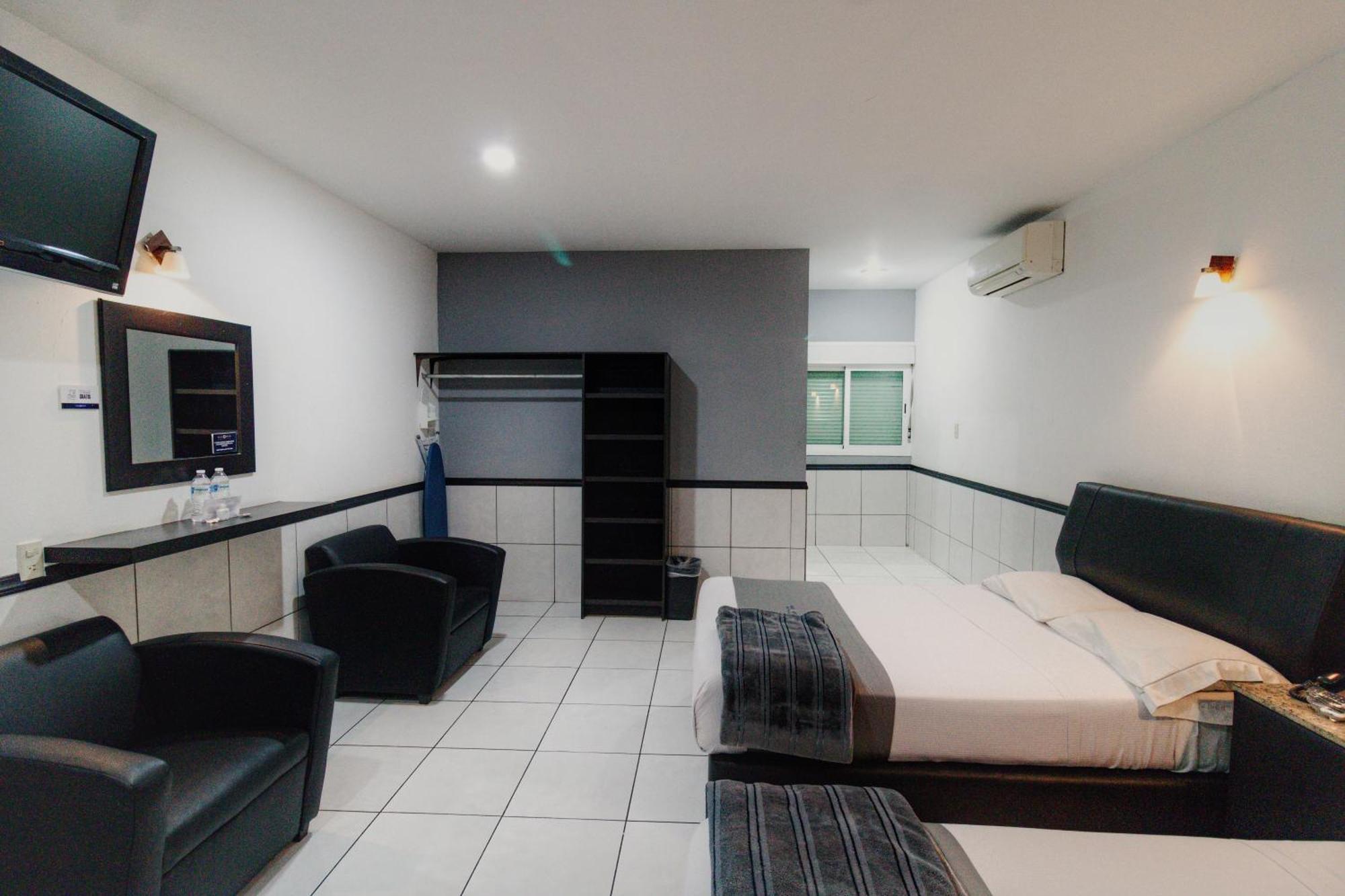 Hotel Maioris El Diez Culiacán Exteriör bild